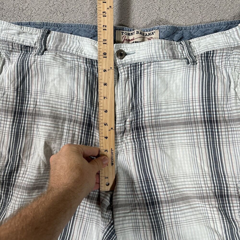 Tommy Bahama Jeans Men’s Size 40 Cargo Shorts Plaid Blue Gray White - Picture 4 of 11